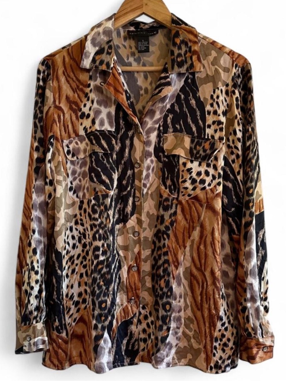 August Silk 100% Silk Animal Print Safari Button Down Blouse L Quiet Luxury - Picture 2 of 8